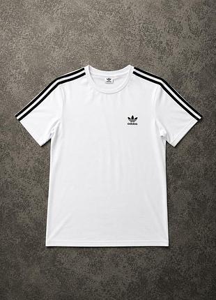 Футболка унисекс с логотипом adidas 95% cotton, 5% lycra белая l