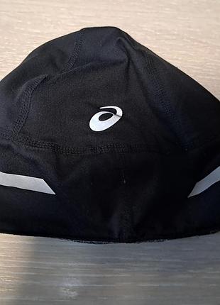 Спортивная двухсторонняя шапка asics