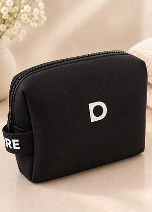 Вместительная косметичка американского сайта dermstore черная