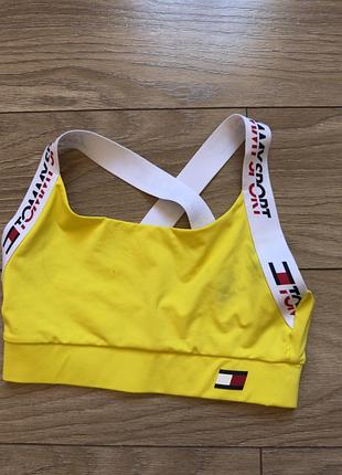 Топ tommy hilfiger
