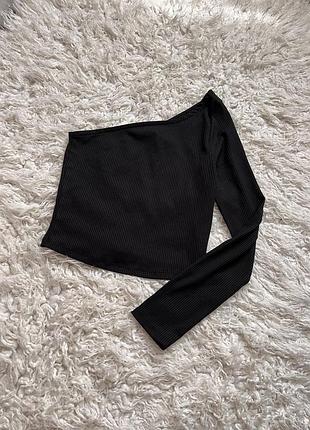 Чорний топ в рубчик xs