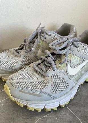 Кросівки nike vomero 5
