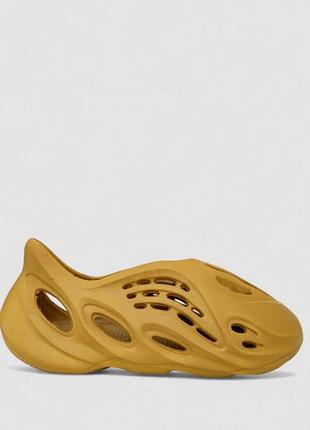 Закриті клоги crocs для чоловіків — весна літо