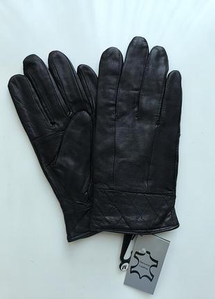 Черные кожаные перчатки genuine leather