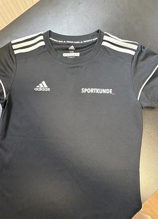 Футболка чоловіча adidas спортивна han university of applied sciences чорна