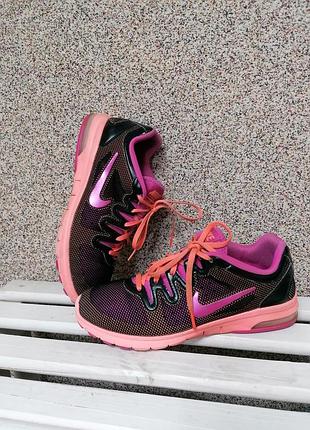Кроссовки nike