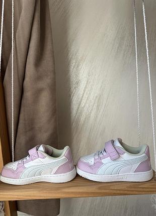 Кросівки для дівчинки puma 22-23 розмір 3
