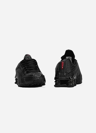Nike shox r4 black 3