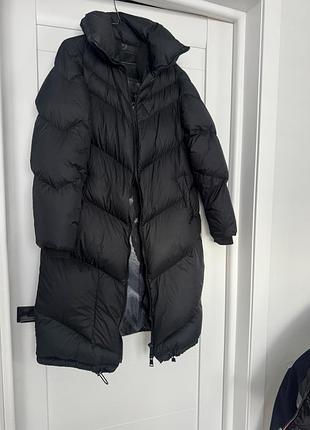 Жіночий пуховик guess чорний
