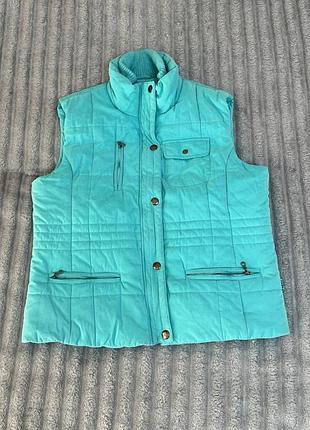 Жилетка жіноча демісезонна дута бірюзова з кишенями (розмір s-m)