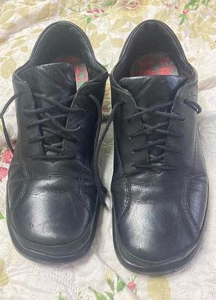 Мякенькі шкіряні 🍡туфлі на шнурках  40р/26 см clarks кларкс