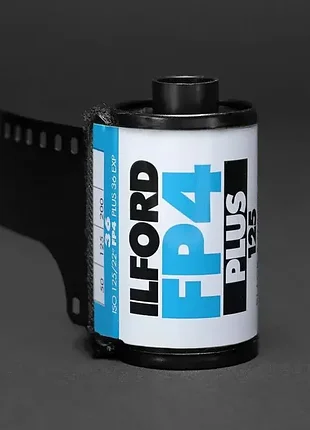 Ilford fp4 / фотопленка 125 iso / 36 кадров