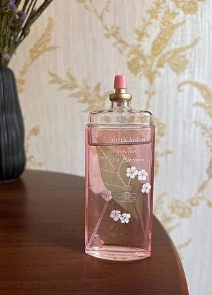 Жіночі парфуми elizabeth arden green tea cherry blossom