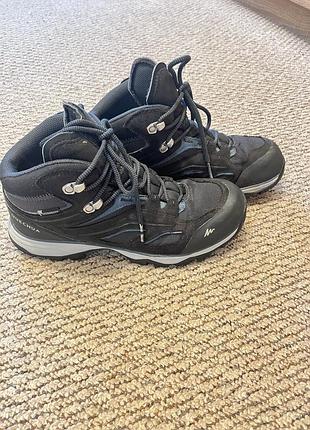 Черевики чоловічі quechua mh100 mid waterproof чорні