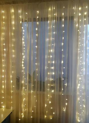 Светодиодная гирлянда-штора 3×2 м на 212 led с теплым белым светом, 8 режимами и коннектором