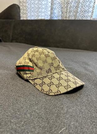 Чоловіча кепка gucci