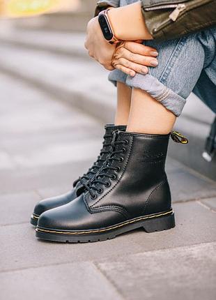 Dr.martens 1460 black жіночі чорні зимові черевики мартінс з хутром розпродаж останній розмір чорні ботінки мартінси 36 розпродаж