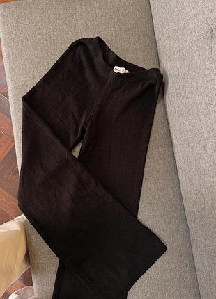 Брюки жіночі bershka wide leg knit чорні
