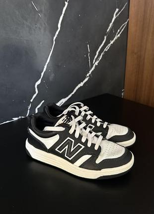 Кросівки підліткові new balance чорно-білі, розмір 33