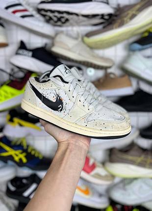 Nike air jordan 1 low se “paint splatter brushstroke”