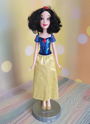 Кукла белоснежка из серии disney princess royal shimmer от hasbro