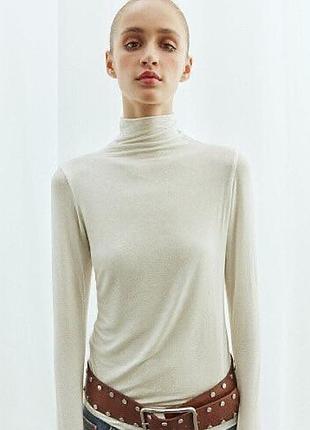 Полупрозрачный молочный лонгслив с шерстью zara
✨✨✨✨✨✨✨✨✨✨