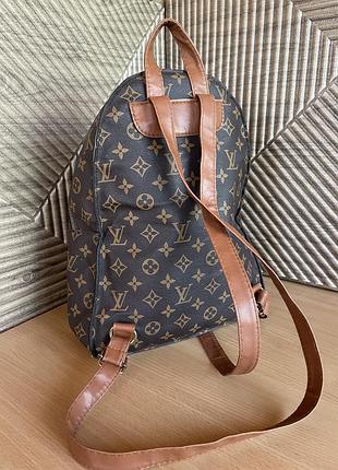 Жіночий рюкзак louis vuitton 3