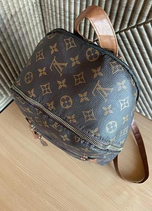 Жіночий рюкзак louis vuitton 4