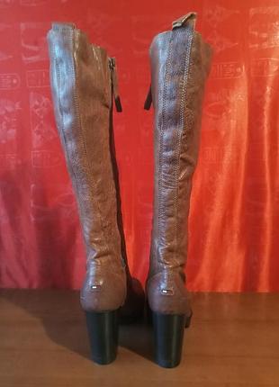 Tommy hilfiger,оригинал р 39(25) 3