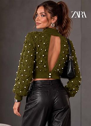 Новая зеленая кофта с жемчужинами и открытой спинкой zara s