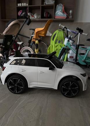 Електромобіль audi rs6 дитячий на акумуляторі