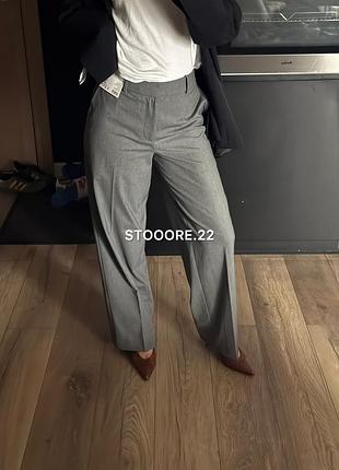 Жіночі класичні брюки uniqlo, сірі прямі штани юніко - розмір xs