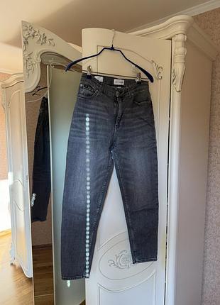 Джинси жіночі calvin klein mom сірі
