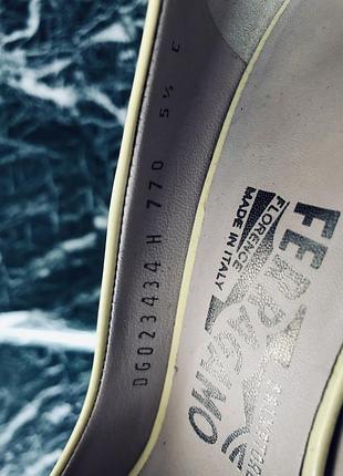 Туфли натуральный лак ferragamo 6