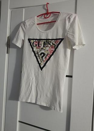 Футболка guess