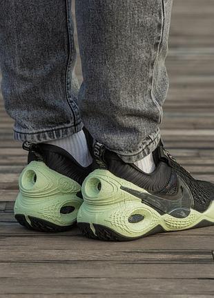 Nike cosmic utility 7