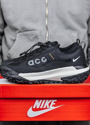 Топові чоловічі кросівки від nike acg   вологостійкі ціна : 3199 грн  демісезон виробник: в'єтнам розміри: 41 - 45 матеріал: вологостійкий текстиль