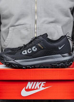 Топові чоловічі кросівки від nike acg   вологостійкі ціна : 3199 грн  демісезон виробник: в'єтнам розміри: 41 - 45 матеріал: вологостійкий текстиль