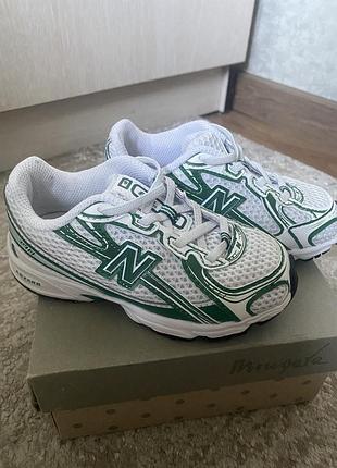 Кросівки дитячі оригінальні new balance 26 розмір