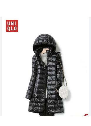 Uniqlo пуховик жіноче подовжений пуховик uniqlo ultra light down в класичному глянцевому чорному кольорі. 4