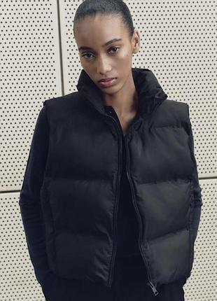 Жилетка жіноча zara чорна дута