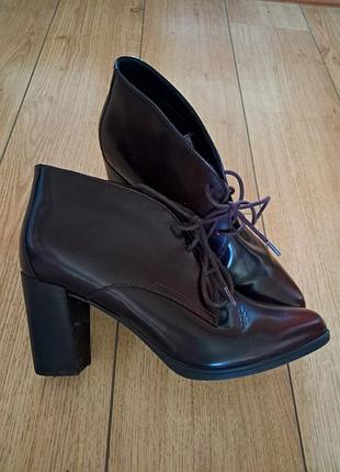 Ботильони clarks 38-39 2
