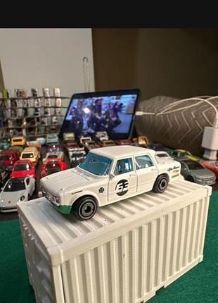 Колекційна машинка hot wheels alfa romeo