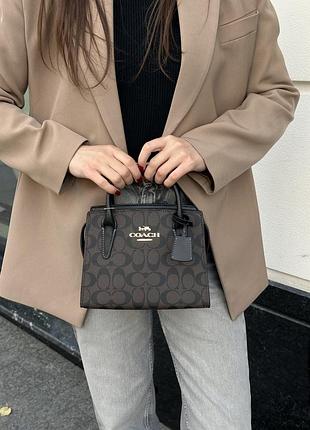 Сумка coach andrea carryall in signature canvas brown black