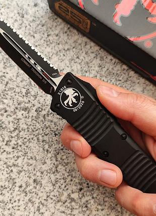 Нож microtech combat troodon dagger serrated 9