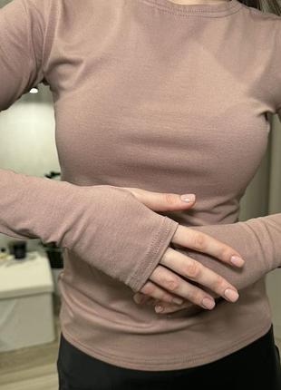 Лонгслів жіночий базовий з вирізом для пальця, нюдовий, моко