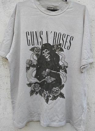 Брендова футболка cuns n' roses pull &amp; bear