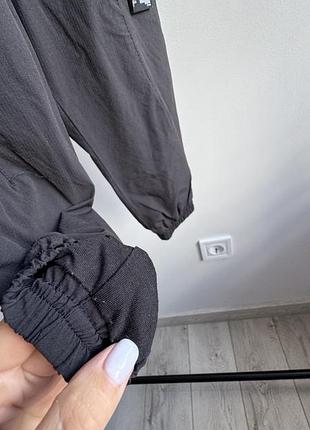 Штани zara мають підкладку 10
