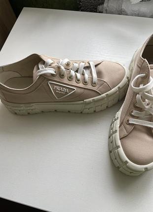 Жіночі кеди prada 2