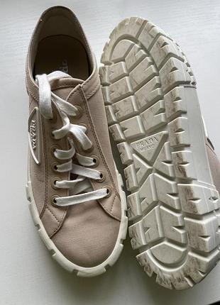 Жіночі кеди prada 3